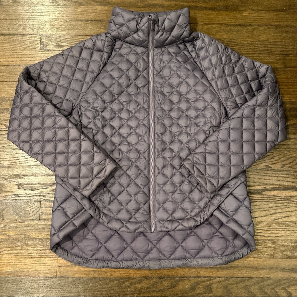 Athleta Whisper Featherless Jacket Womens Size M Purple  Quilted Coat